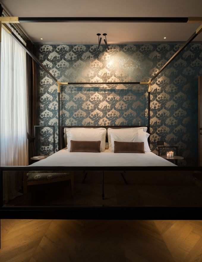 Venice sleep luxury romantic suite